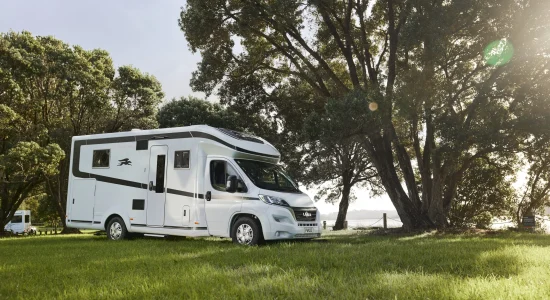 Britz-Wanderer-camper-kamperen-extrieur-scaled Britz-Wanderer-camper-kamperen-extrieur-scaled